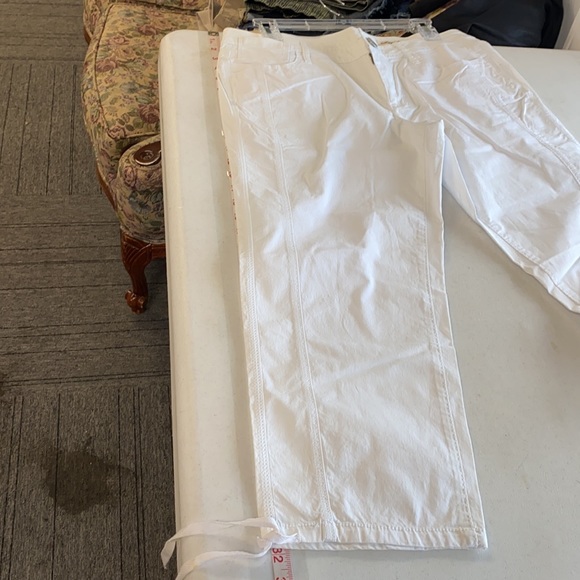 Size 10 DKNY white jeans with adjustable bottoms. - Picture 2 of 6